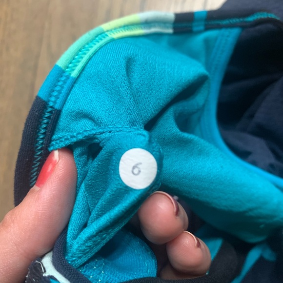 Lululemon no limits tank - Picture 3 of 5